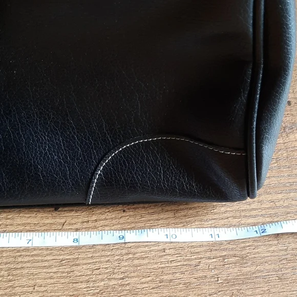 Handbag - Picture 15 of 16